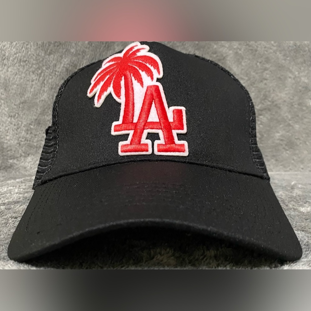 Custom trucker hat